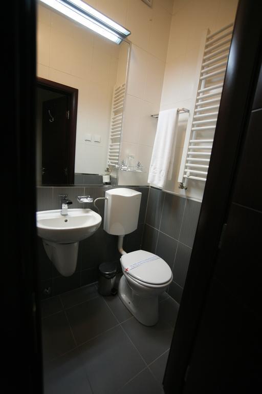 Golden Inn Hotel Majdanpek Room photo