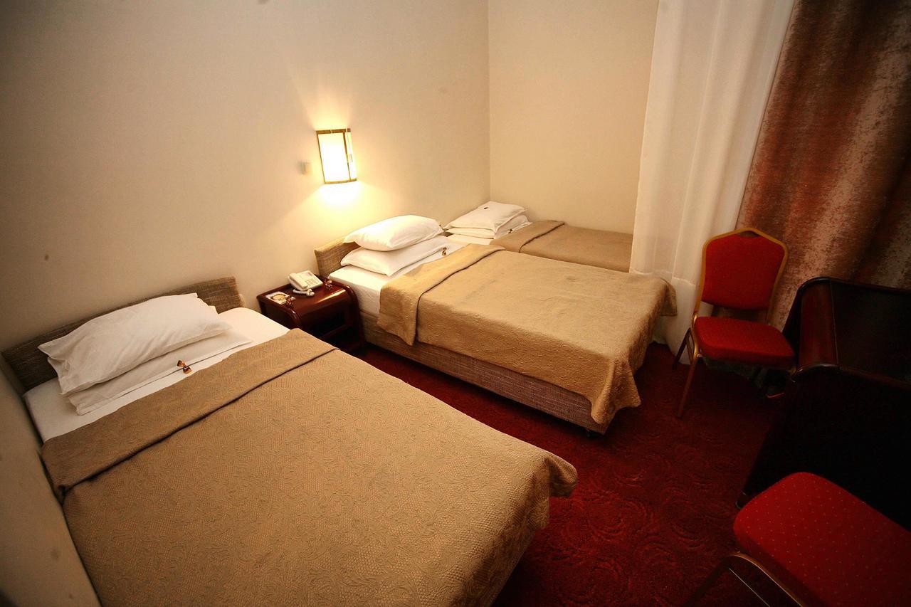 Golden Inn Hotel Majdanpek Exterior photo